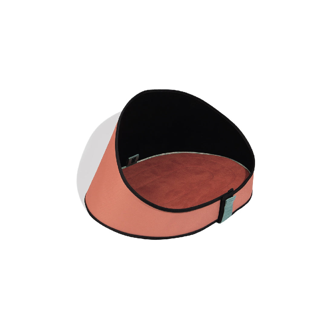 Zee.Cat Terracotta Cat Bed